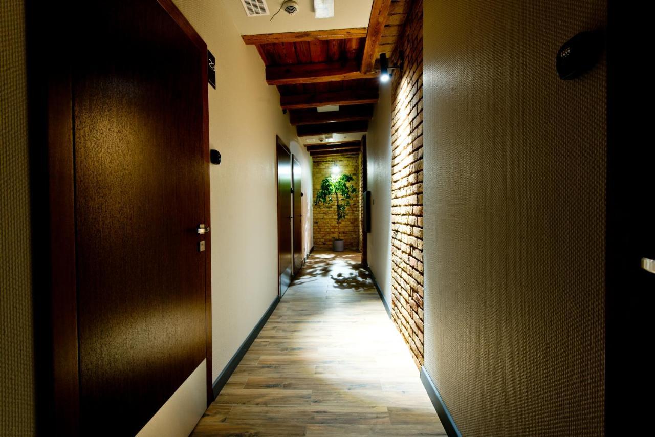 جاره Apartsuites I Sorau المظهر الخارجي الصورة A corridor in a ryokan