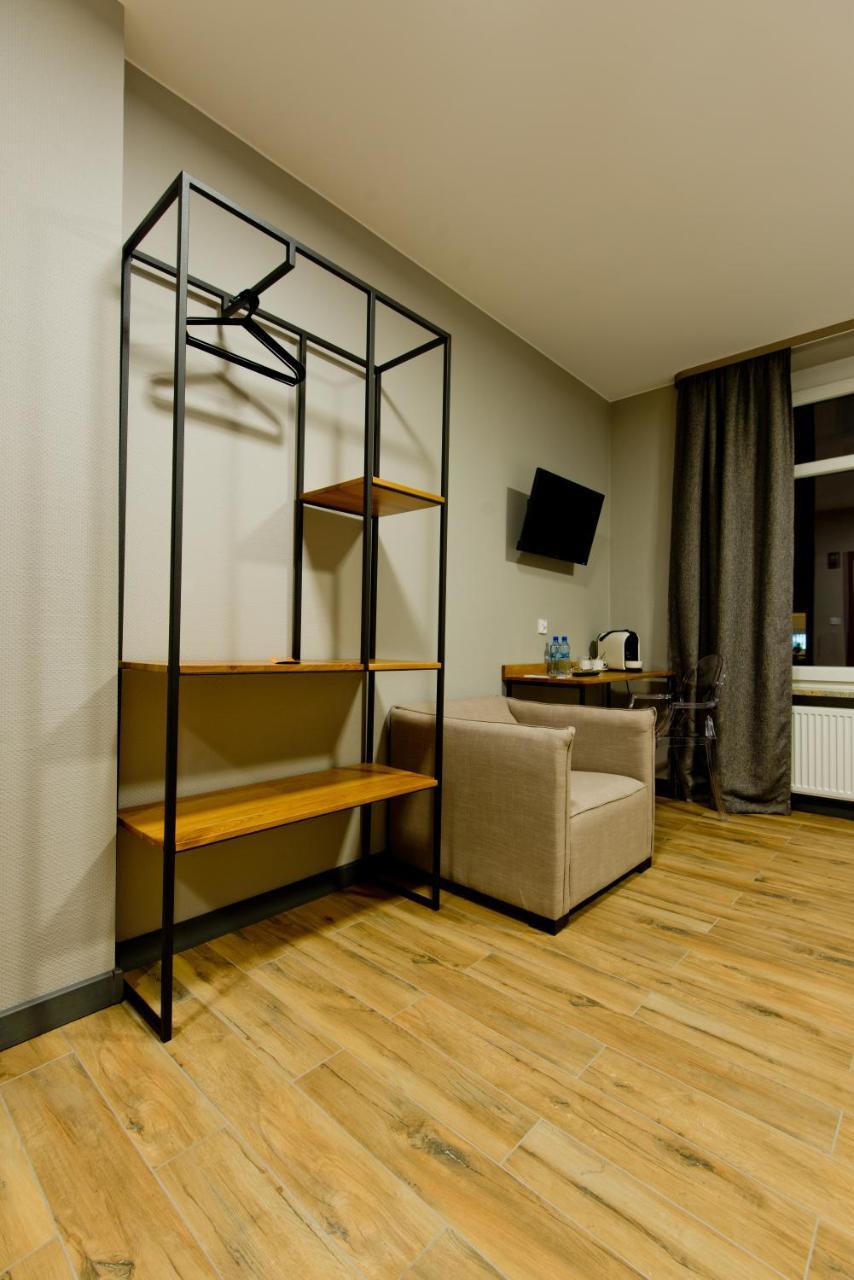 جاره Apartsuites I Sorau المظهر الخارجي الصورة A room at the hotel