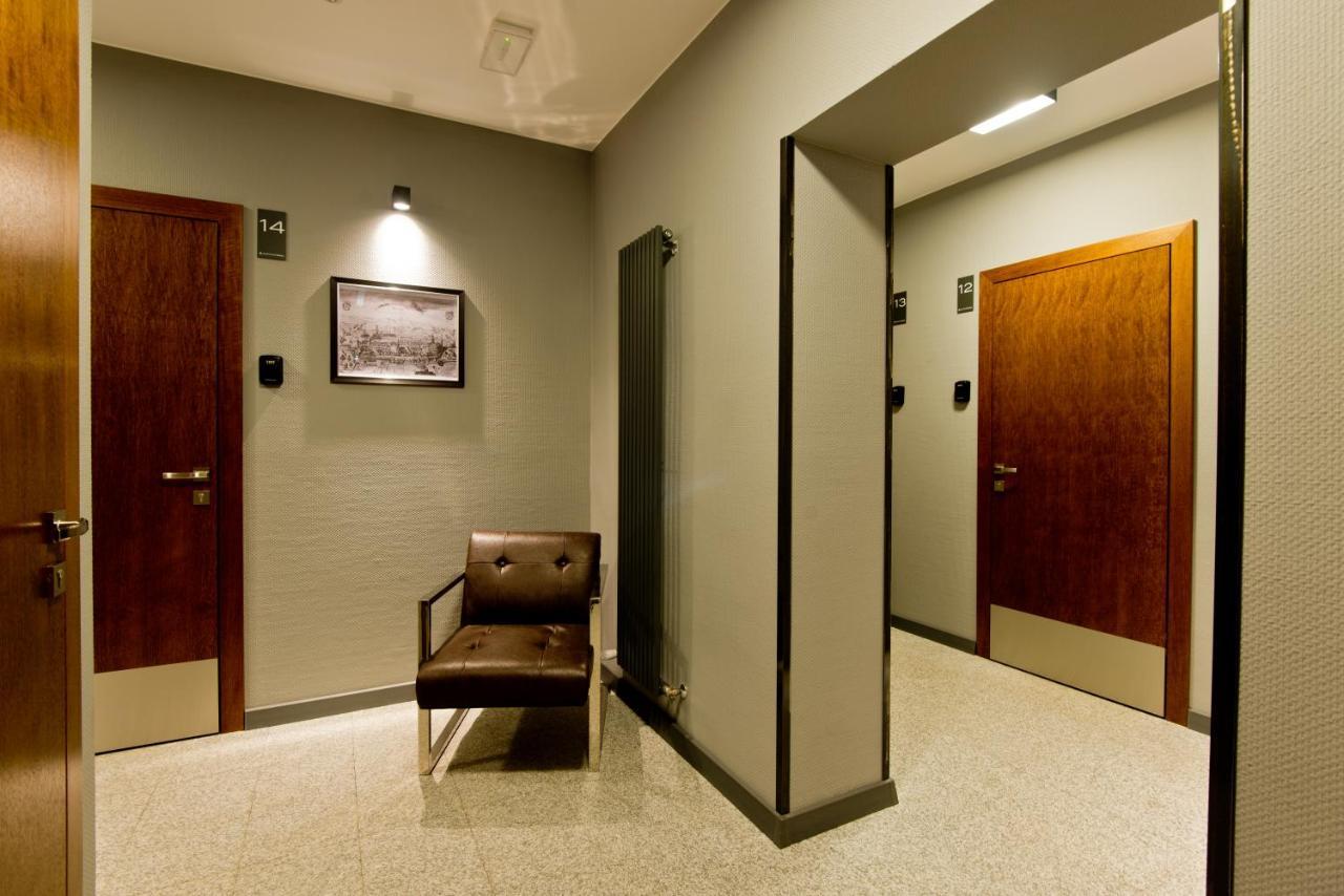 جاره Apartsuites I Sorau المظهر الخارجي الصورة A typical corridor