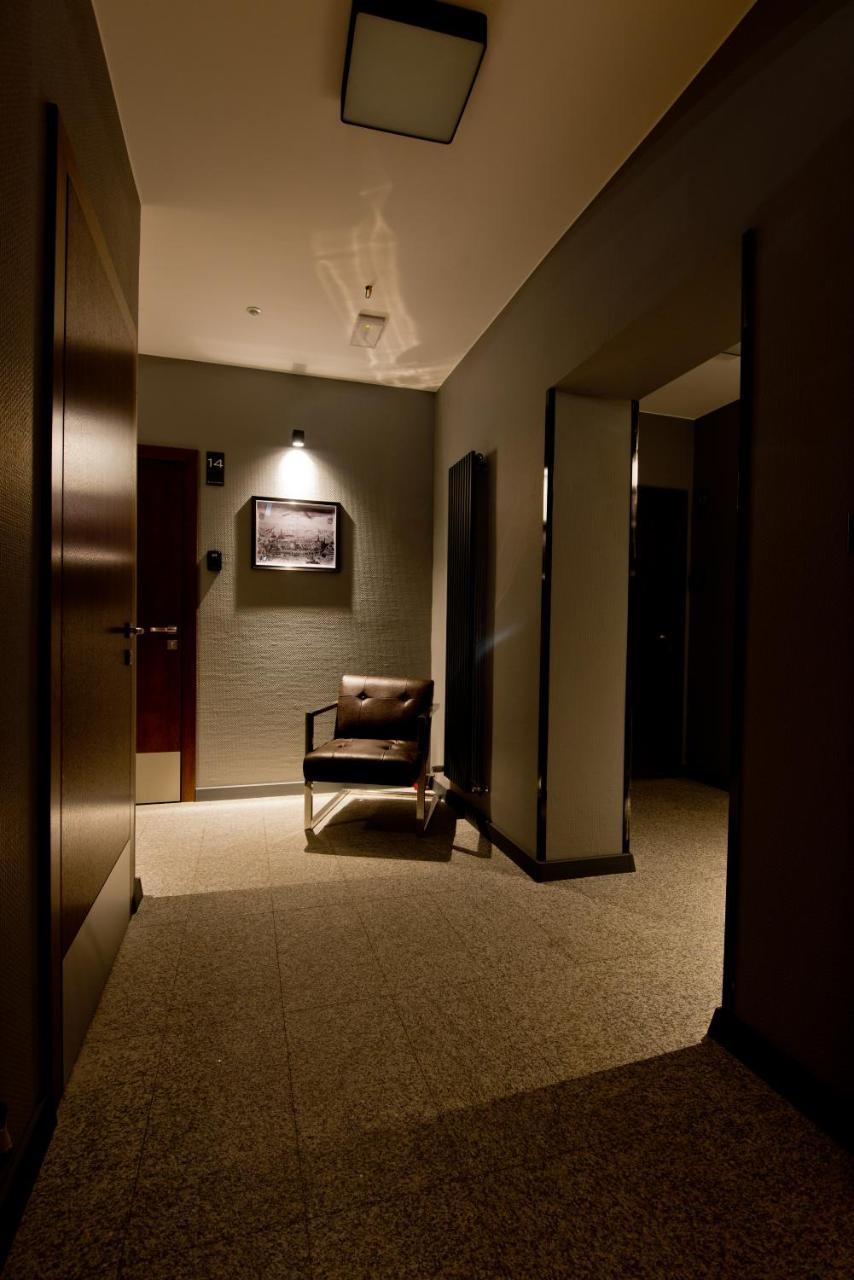 جاره Apartsuites I Sorau المظهر الخارجي الصورة A corridor at the hotel