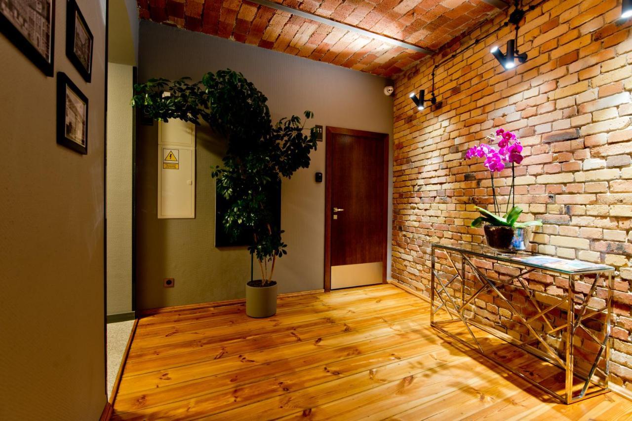 جاره Apartsuites I Sorau المظهر الخارجي الصورة Interior of the building